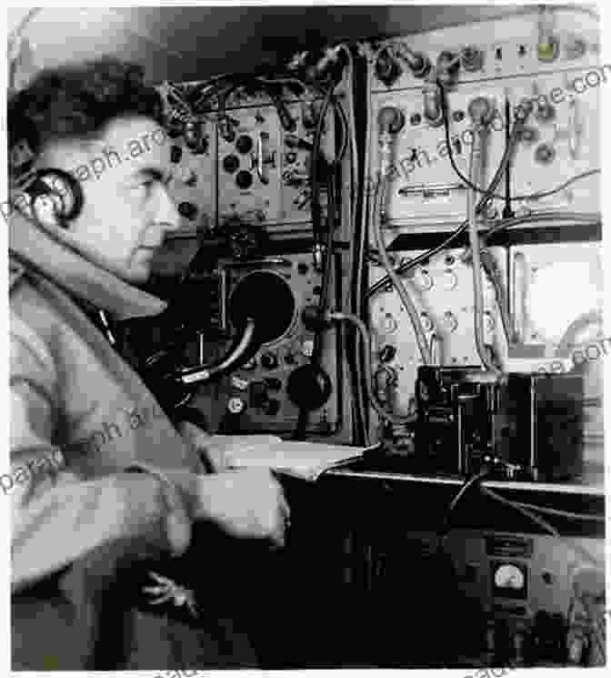 A British Radar Operator Tracking An Incoming German Aircraft. Shadow Over The Atlantic: The Luftwaffe And The U Boats: 1943 45